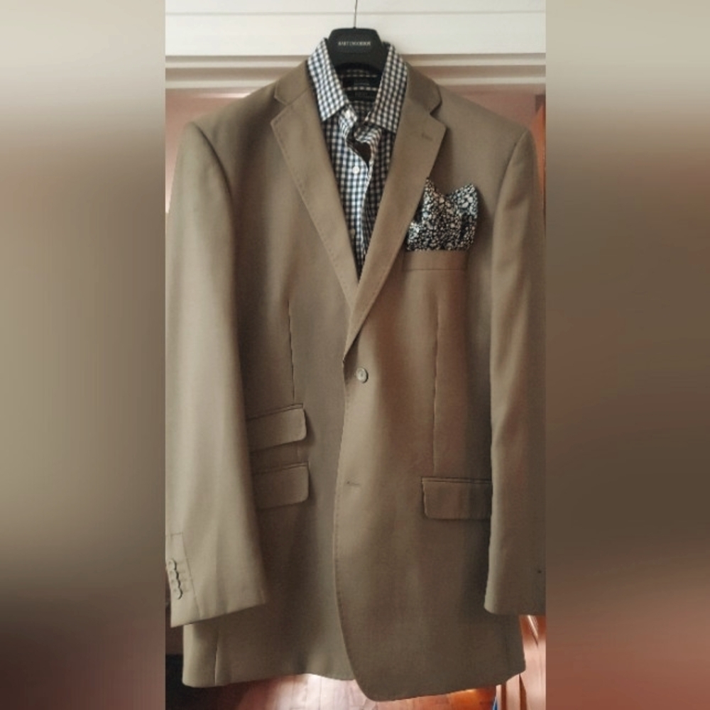 Tan, Martin Roland suit for sale. Size 44L.